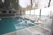 Beheitztes Schwimmbad -Sauna- Außenbereich.jpg - 