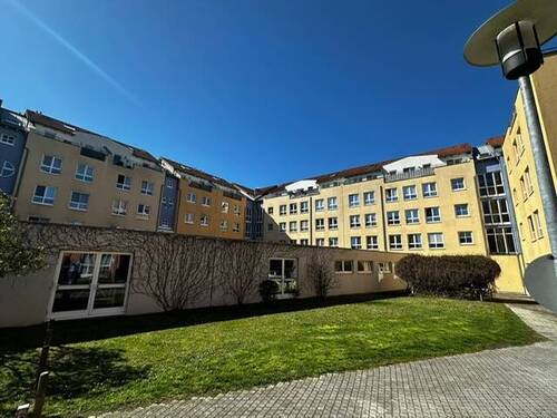 Ansicht Innenhof.jpg - 3 Zimmer Etagenwohnung zum Kaufen in Weißenfels