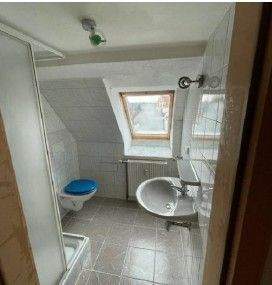 Bad.jpg - 1 Zimmer Etagenwohnung in Teuchern
