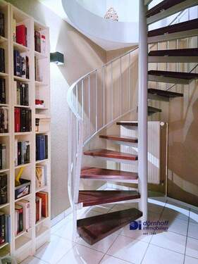 Treppenzugang zum UG - 