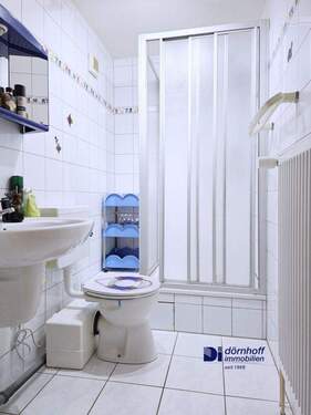 Badezimmer mit Dusche UG - 