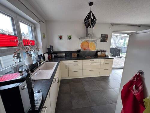 IMG_1213 - 7 Zimmer Mehrfamilienhaus, Wohnhaus in Singen