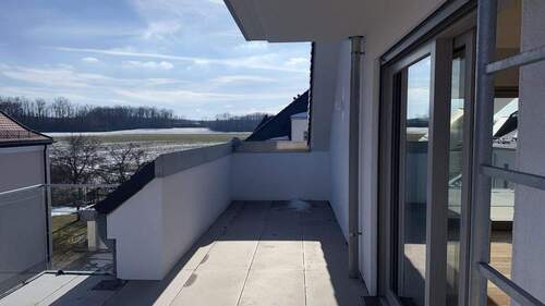 Süd-/Ost-Dachterrasse - Loftartige 2 12 Zimmer Dachterrassen Wohnung - Neubau mit niedrigen Nebenkosten im Würmtal