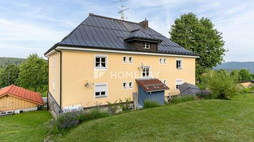 Außenansicht 1 - Mehrfamilienhaus, Wohnhaus mit 310,00 m² in Mauth zum Kaufen