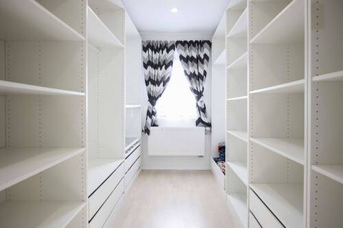 07_Kinderzimmer_Ankleide_OG - 