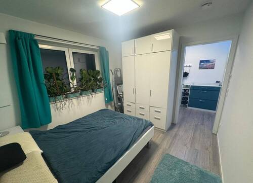 Schlafzimmer 2.JPG - 