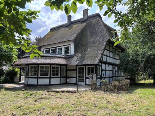 Gartenansicht - 9 Zimmer Einfamilienhaus in Hüllhorst