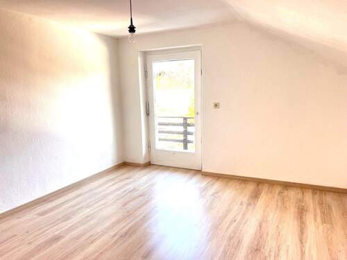 Schlafzimmer 1 Obergeschoss.jpeg - 