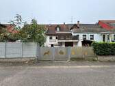 Hinteransicht - Historisches Reihenhaus in der Altstadt von Kenzingen * Denkmalschutz * Renovierungsbedürftig