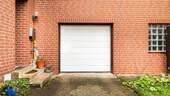 Garage - 8 Zimmer Einfamilienhaus zum Kaufen in Bad Salzdetfurth