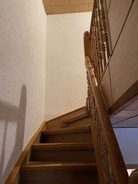 Treppe zum Obergeschoss - 