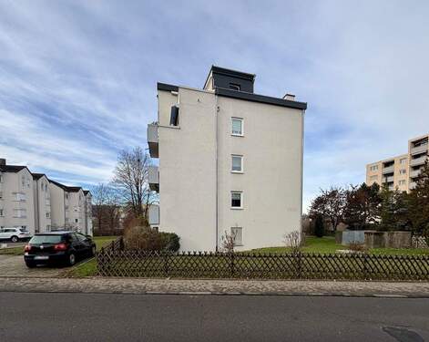 Gebäudeansicht - 4 Zimmer Etagenwohnung zum Kaufen in Balingen