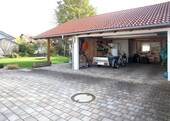 Garage und Zufahrt - 
