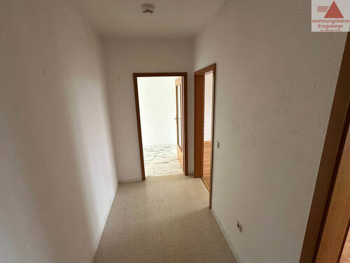 Flur - 2 Zimmer Etagenwohnung zur Miete in Chemnitz