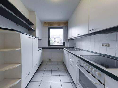 Küche - Etagenwohnung mit 84,40 m&sup2; in Düsseldorf zum Kaufen