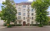 Bild 1 - Mommsenstraße- Stilvolle Altbauwohnung mit zwei Balkonen in Toplage Charlottenburg