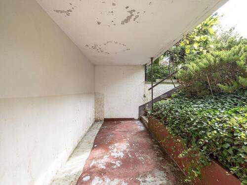 Eingangsbereich Untergeschoss vom Garten - 