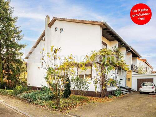 Außenansicht - Viel Platz, viel Potenzial, verkehrsgünstig: Doppelhaushälfte in ruhiger Wohnlage