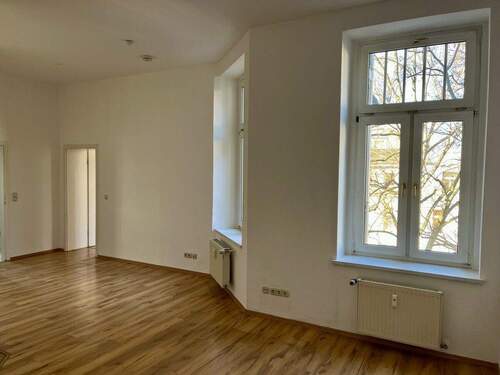 Flur - Etagenwohnung mit 85,00 m&sup2; in Leipzig / Gohlis-Süd zum Kaufen
