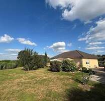 Neuwertiger Bungalow in ruhiger Feldrandlage - Wohnen im Einklang mit der Natur - Niendorf-Stecknitz