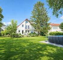 Modernes A+ Energieeffienzhaus mit ca. 1.250 m² Traum-Grundstück - Wiesbaden Nordenstadt