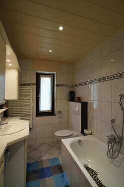 Wannenbad EG.JPG - 