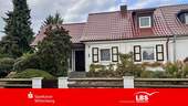Außenansicht - Haus in attraktiver Wohnsiedlung