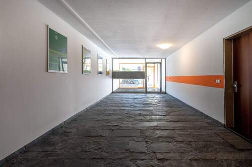 SO208614-1 - 