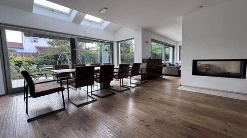 Wohnzimmer Richtung Garten - 