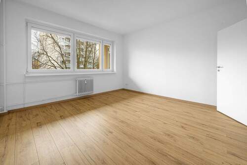 Zimmer - Etagenwohnung mit 96,00 m&sup2; in Berlin zum Kaufen