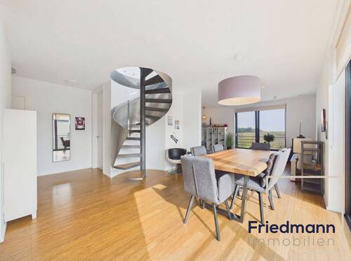 Offener Wohnbereich - Exklusive Mietwohnung mit Dachterrasse & Fernblick - Wohnen auf höchstem Niveau