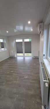 Wohnbereich mit Terrassentür - 