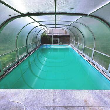 Pool 02 - 