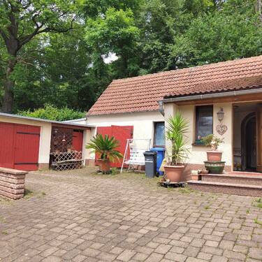 Hofbereich 01 - 