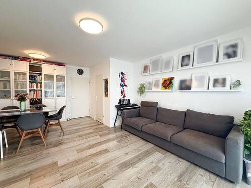 Wohn-/ Esszimmer - 