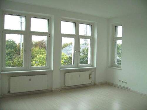 Wohnzimmer - 2 Zimmer Etagenwohnung in Brandenburg an der Havel