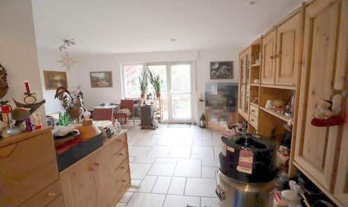 Blick in den Wohnraum...!! - Etagenwohnung mit 68,00 m&sup2; in Neuss zur Miete