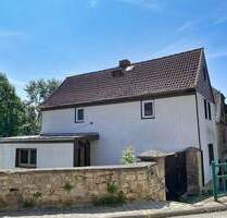 Sanierungsobjekt mit Nebengebäude und schönem Grundstück - Schmiedehausen