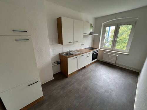 Einbauküche - 2 Zimmer Etagenwohnung zur Miete in Magdeburg