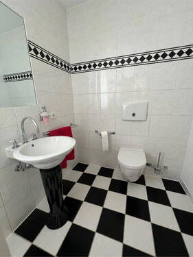 Gäste-Toilette - 