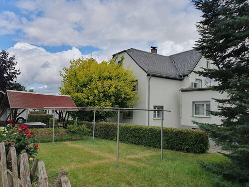 Gartenansicht mit Wäscheplatz - 