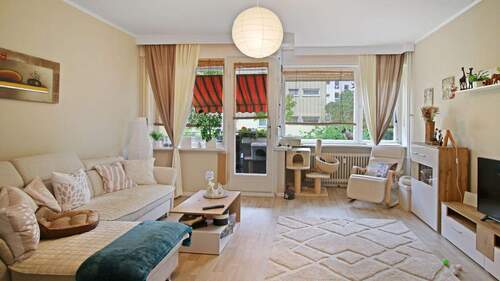 Wohnzimmer - Etagenwohnung mit 67,00 m² in Berlin zum Kaufen