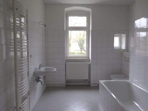 Bad - 2 Zimmer Etagenwohnung zur Miete in Brandenburg an der Havel