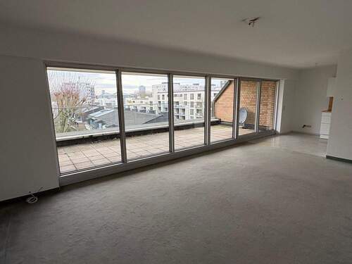 Wohnzimmer mit Essbereich - 