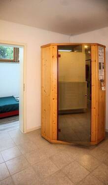 Saunabereich - Infrarotkabine.JPG - 