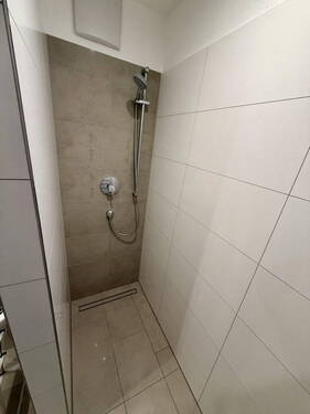 Bodengleiche Dusche - 