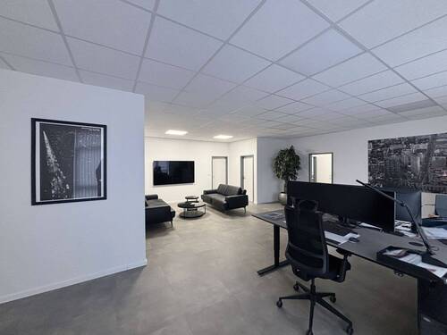 Bild 1 - großzügige Gewerbefläche mit vielseitiger Nutzbarkeit im Stadtteil Rheine-Südesch zur Miete!