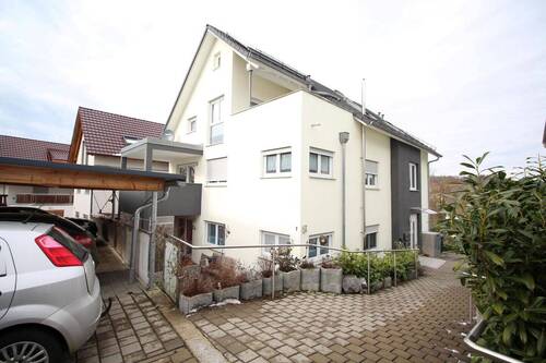 Außenansicht - Hochwertig ausgestattete und gepflegte 4,5 Zimmer- Erdgeschosswohnung am Bodensee