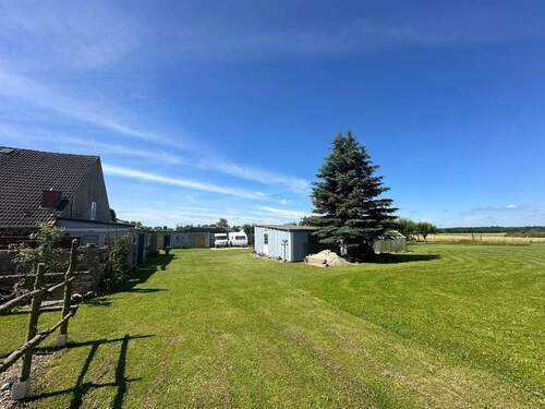 Grundstücksansicht - 