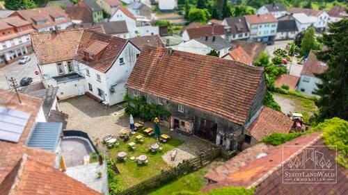 Luftaufnahme Hinterhaus-Biergarten - 